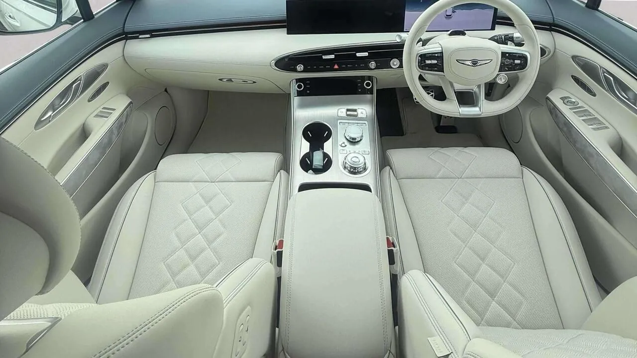 Genesis Gv70 2025 photo 3