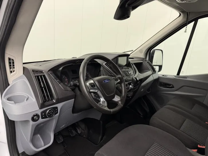 Ford Transit 2019 photo 3