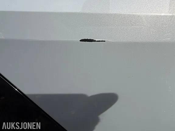 Polestar 2 2022 photo 2