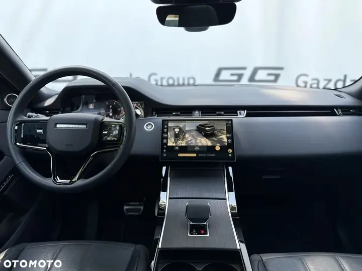 Land Rover Range Rover Evoque 2025 photo 4
