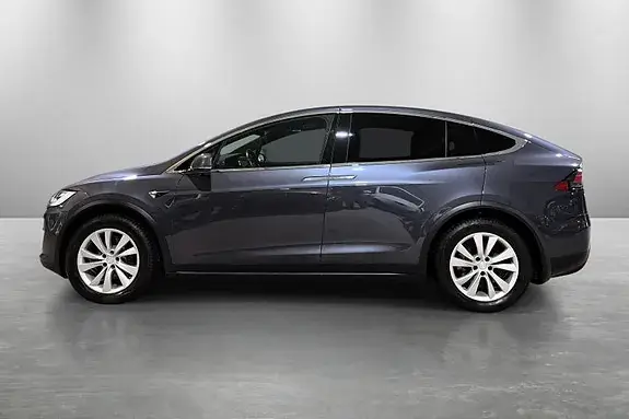 Tesla Model X 2017 photo 4
