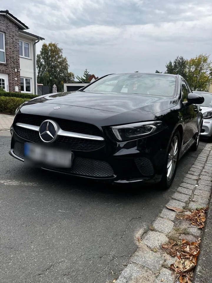 Mercedes-Benz A 200