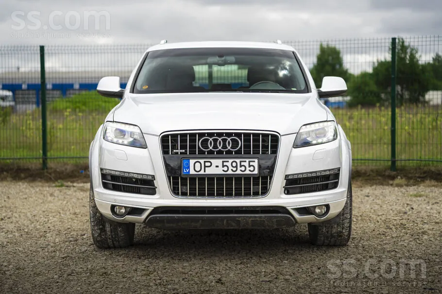 Audi Q7 2009 photo 2