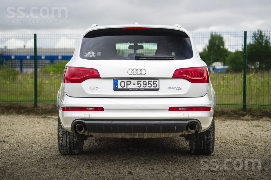 Audi Q7 2009 photo 5