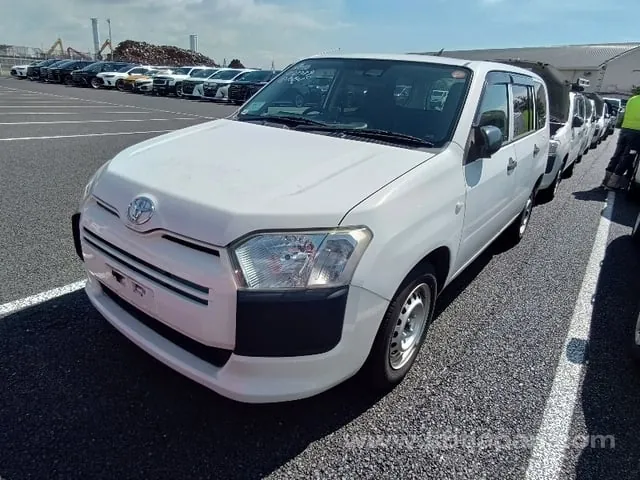 Toyota Probox 2019 photo 2