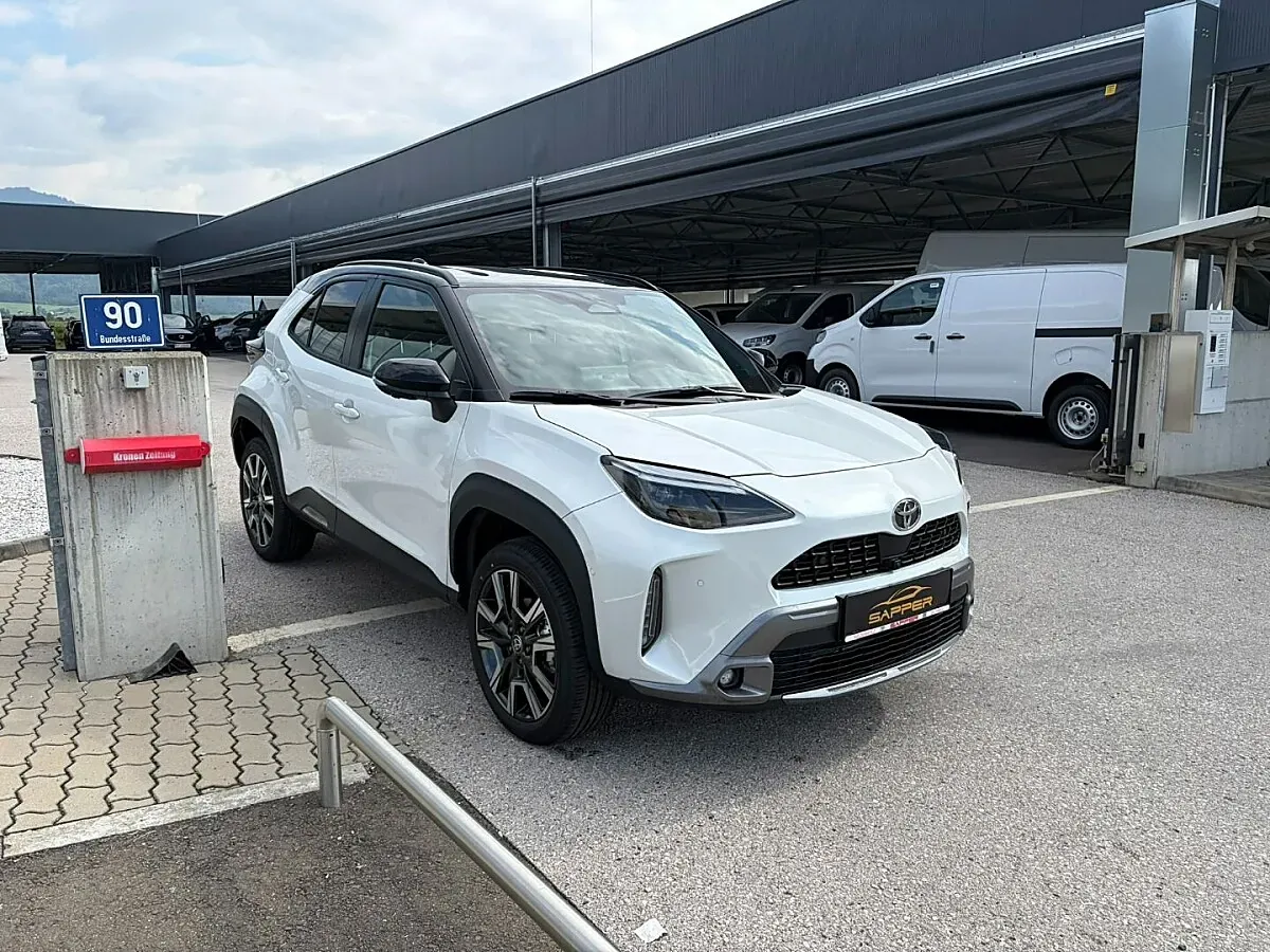 Toyota Yaris Cross photo 3