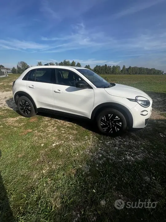 Fiat 600 Hybrid Icon