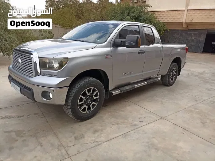 Toyota Tundra 2011 photo 3