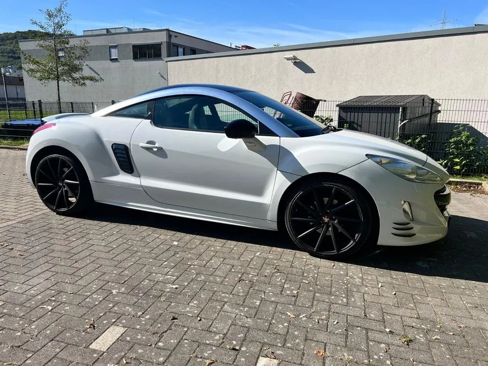 Peugeot Rcz
