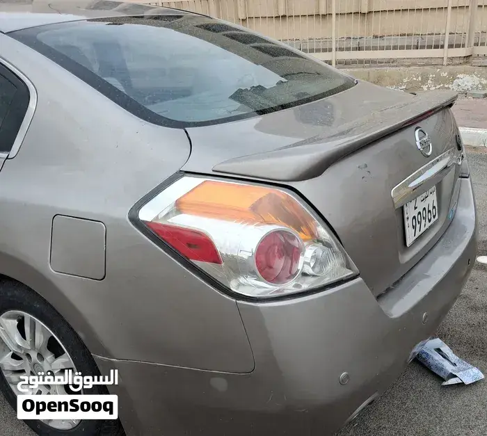 Nissan Altima 2011 photo 4