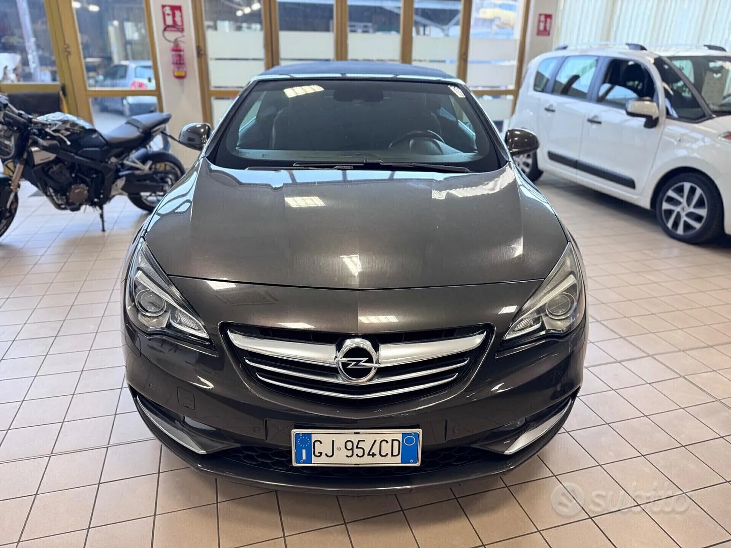 Opel Cascada 2013 photo 2