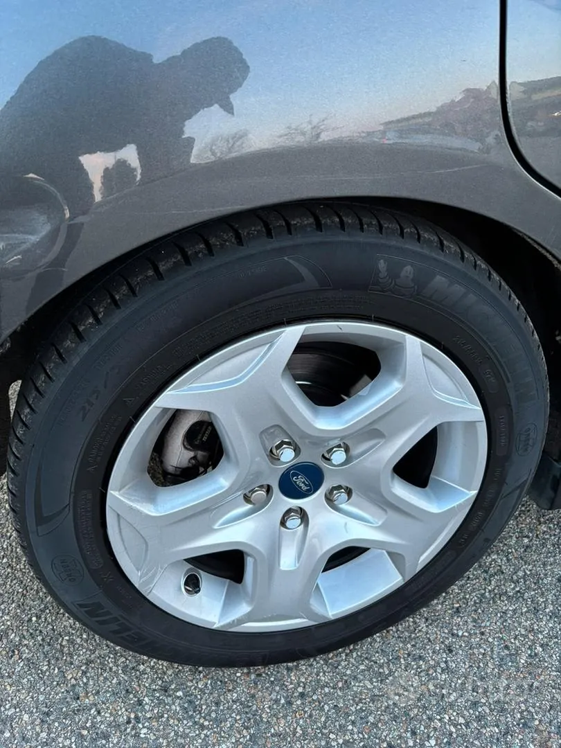Ford C-Max 2016 photo 5