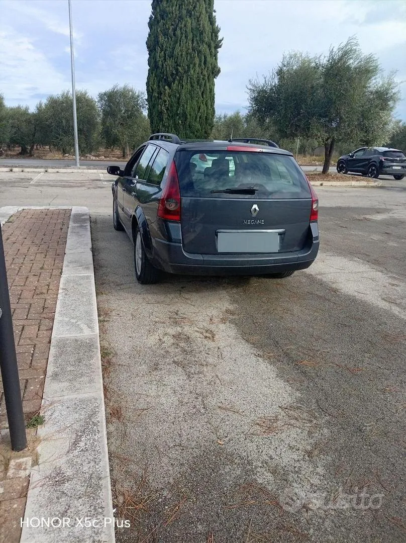 Renault Megane 2006 photo 2