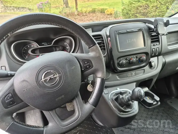 Opel Vivaro 2018 photo 3