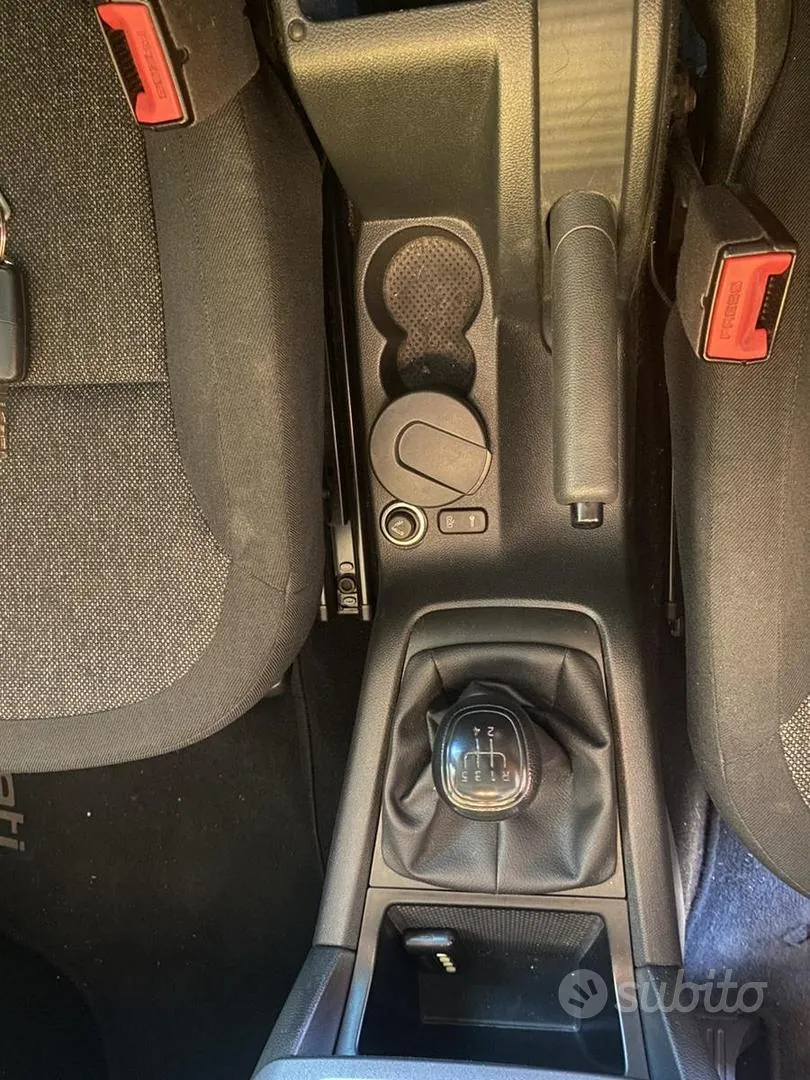 Skoda Yeti 2016 photo 4