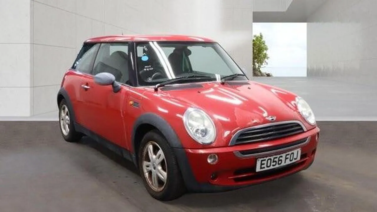 Mini Hatch