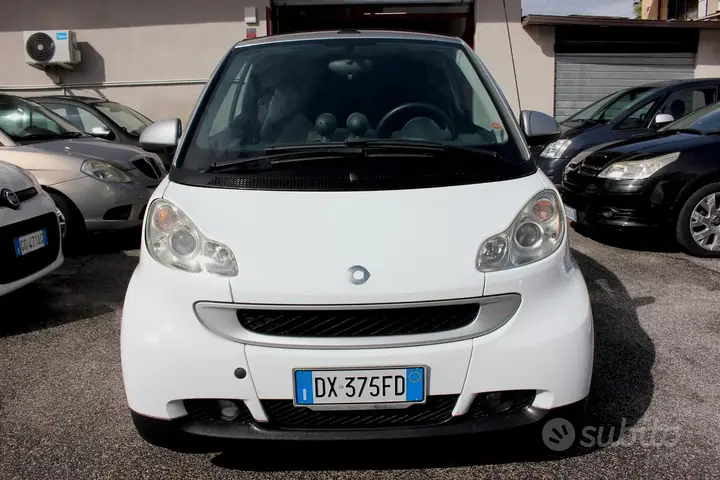 Smart Fortwo 2009 photo 2