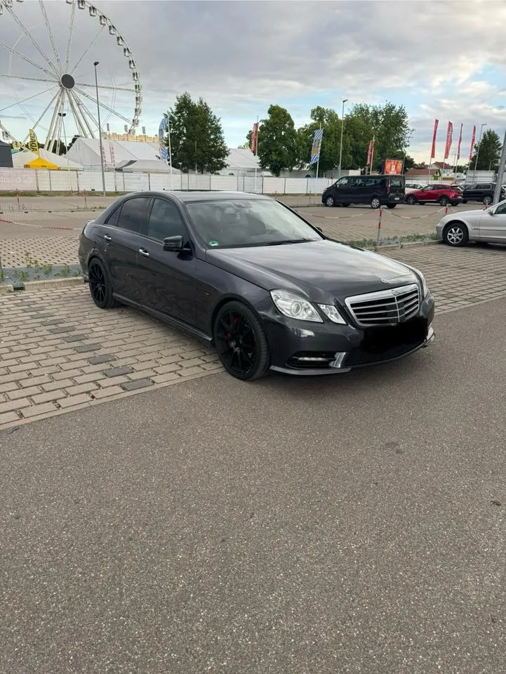Mercedes-Benz E 500