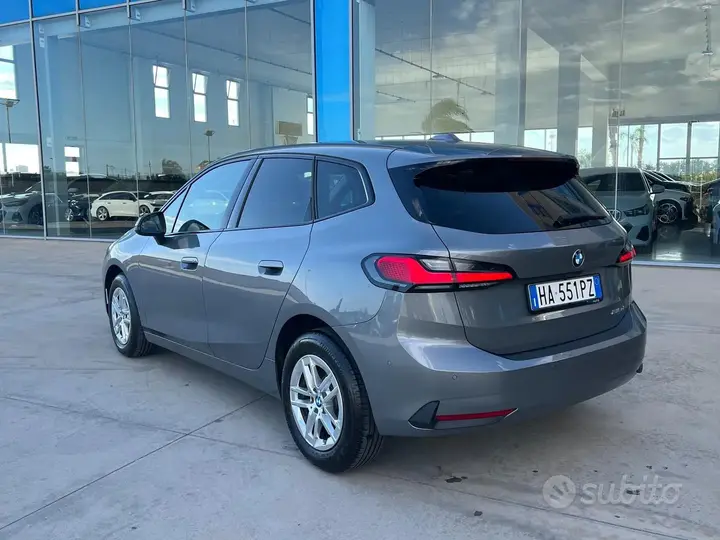 BMW 218D Active Tourer 2025 photo 3