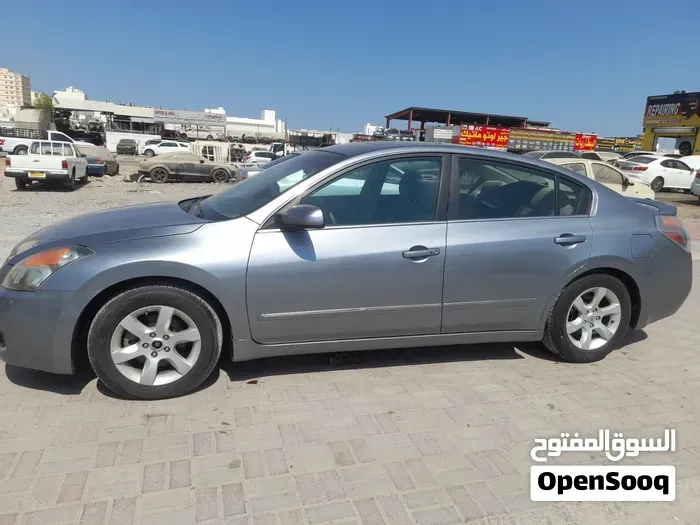 Nissan Altima 2009 photo 2
