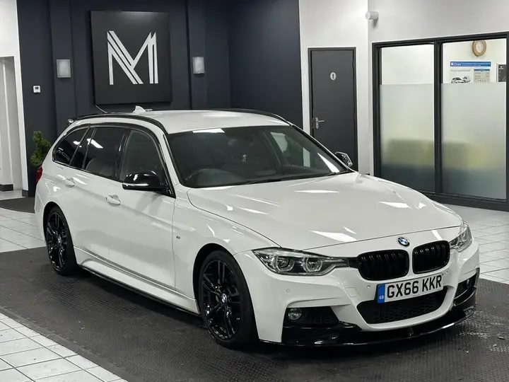 BMW 3 Series 2016 photo 2