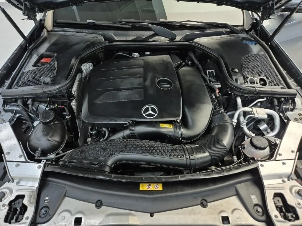 Mercedes-Benz E-Class 2019 photo 5
