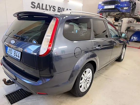 Ford Focus 2009 photo 3