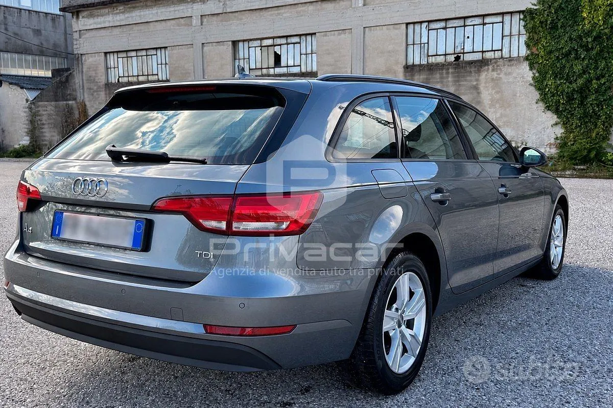 Audi A4 Avant 2018 photo 5