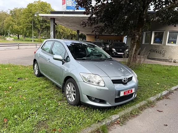Toyota Auris 2008 photo 5