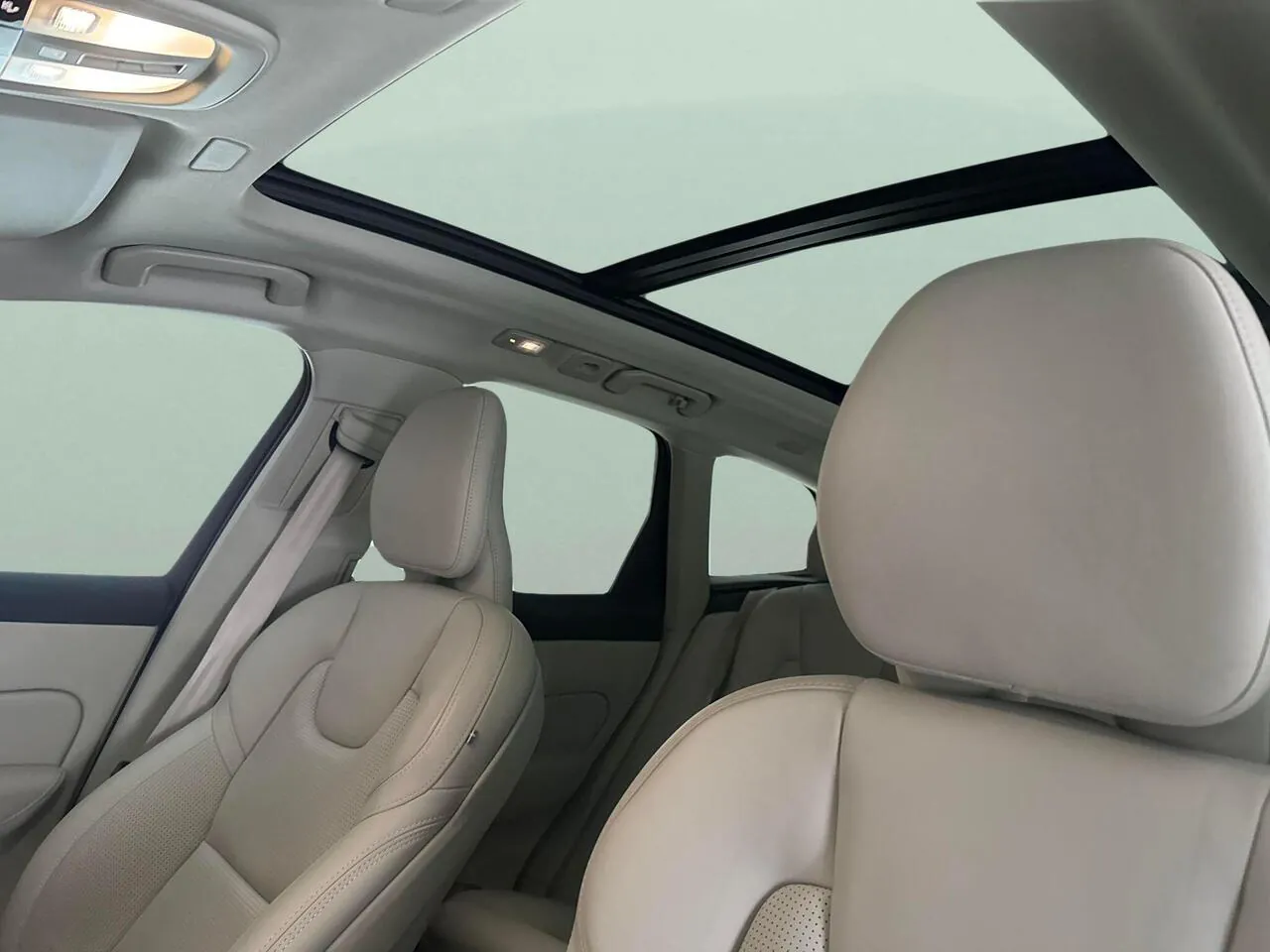 Volvo Xc60 2023 photo 5