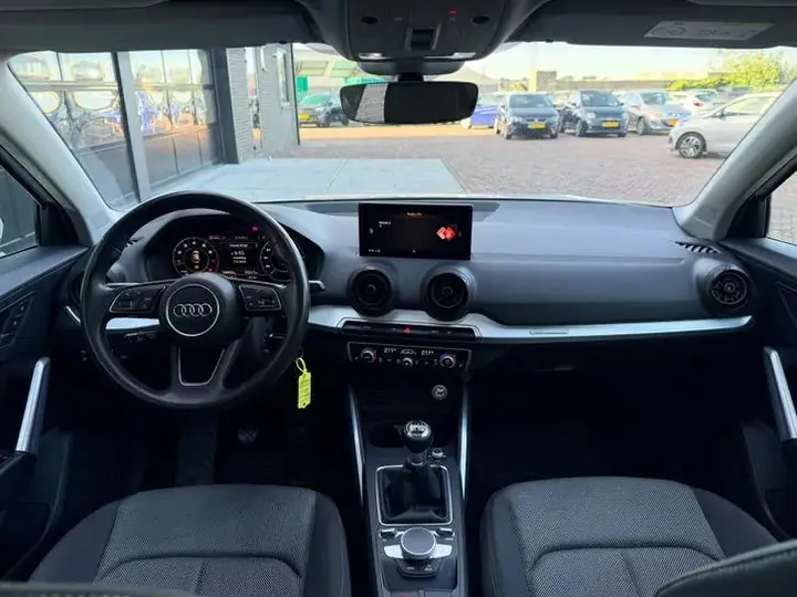 Audi Q2 2017 photo 3