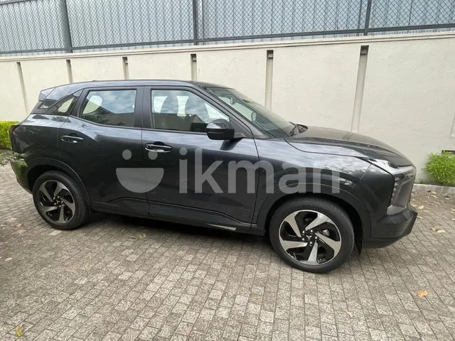 Mitsubishi Outlander 2025 photo 5