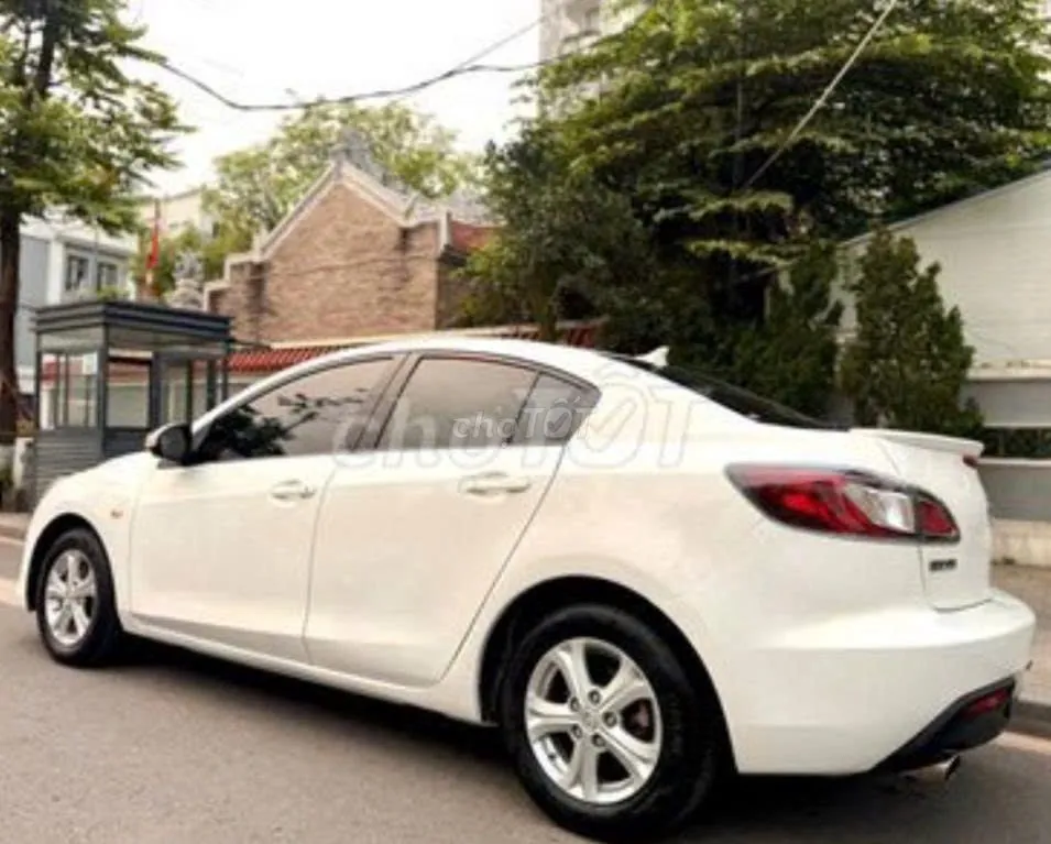 Mazda 3 2010 photo 3