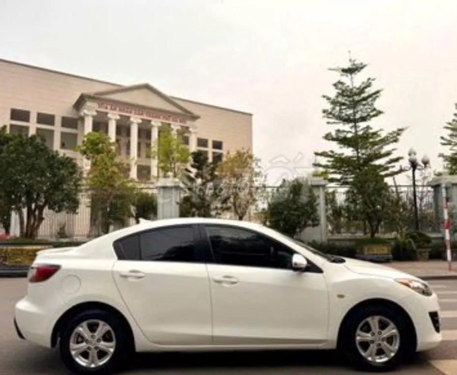 Mazda 3 2010 photo 2