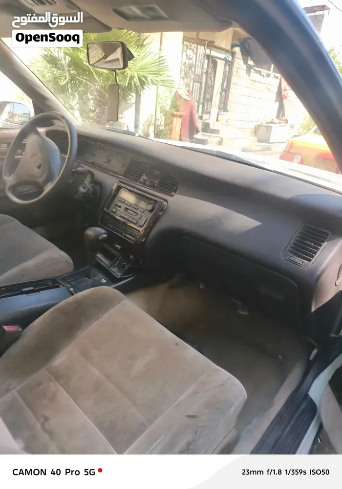 Toyota Crown 1996 photo 4