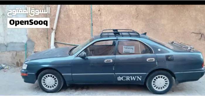 Toyota Crown 1996 photo 3