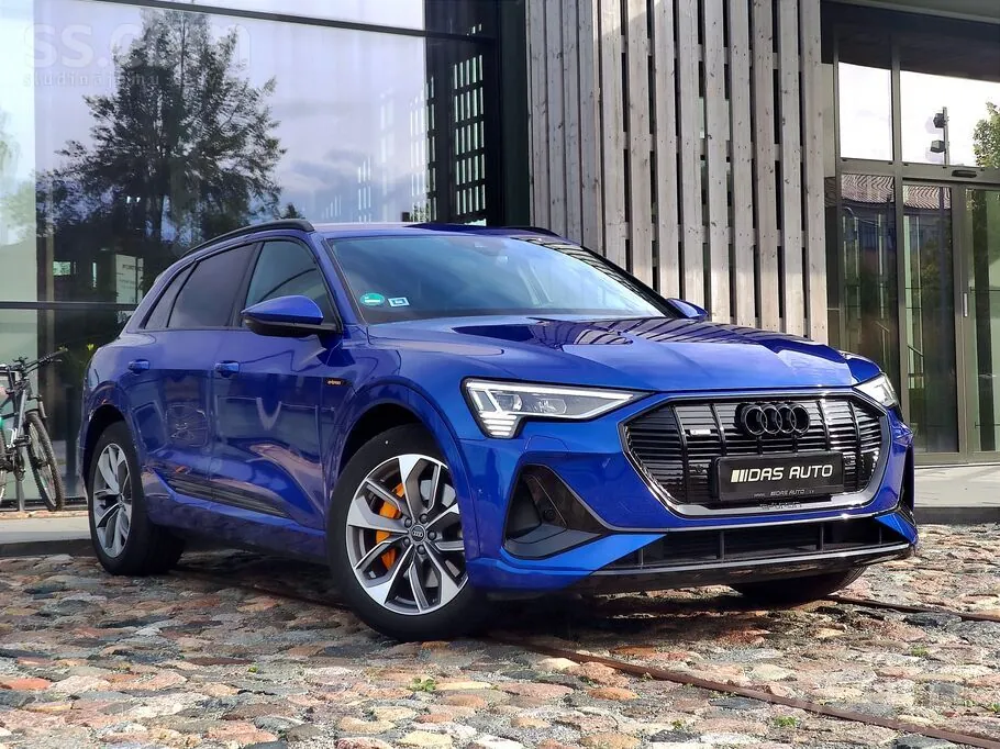 Audi E-Tron 2021 photo 2