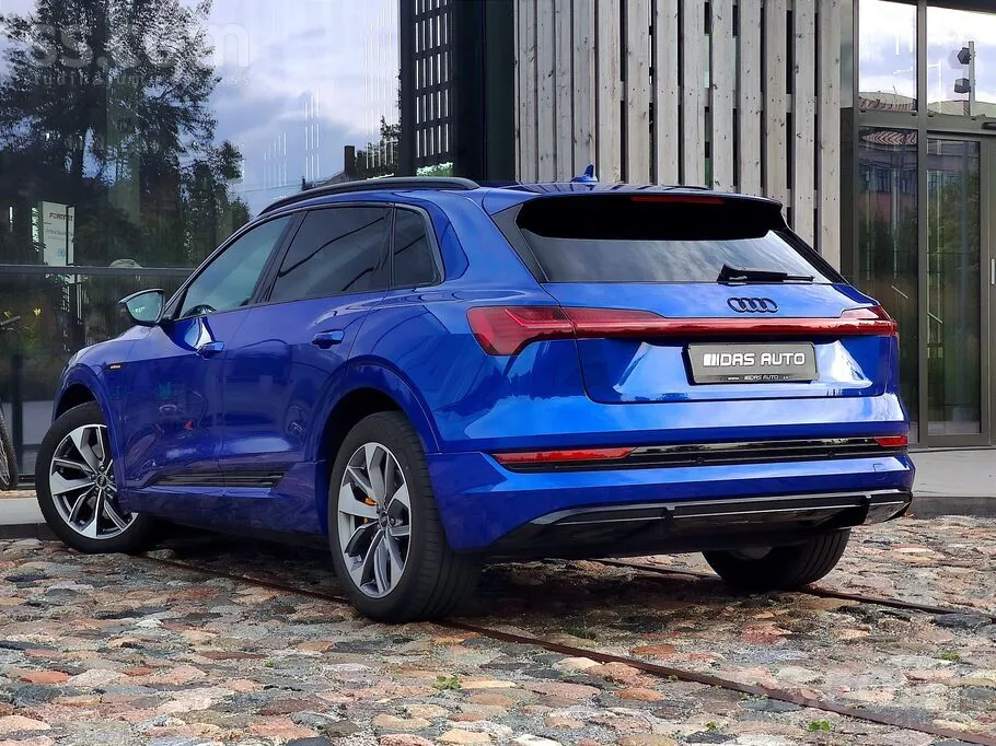 Audi E-Tron 2021 photo 4