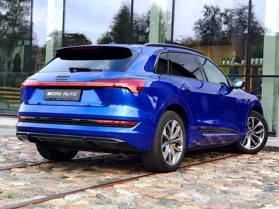 Audi E-Tron 2021 photo 3