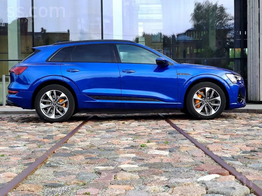 Audi E-Tron 2021 photo 5