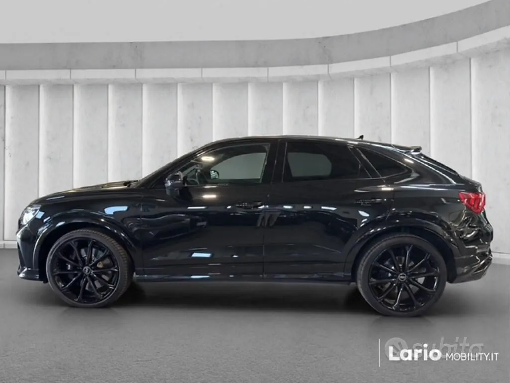 Audi Q3 2022 photo 5