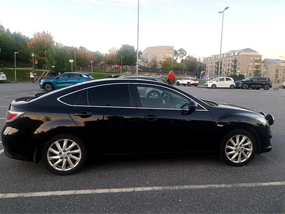 Mazda 6 2010 photo 2