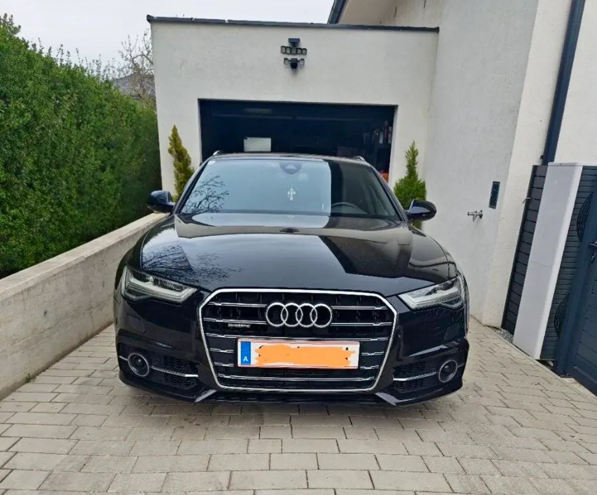 Audi A6 2015 photo 2