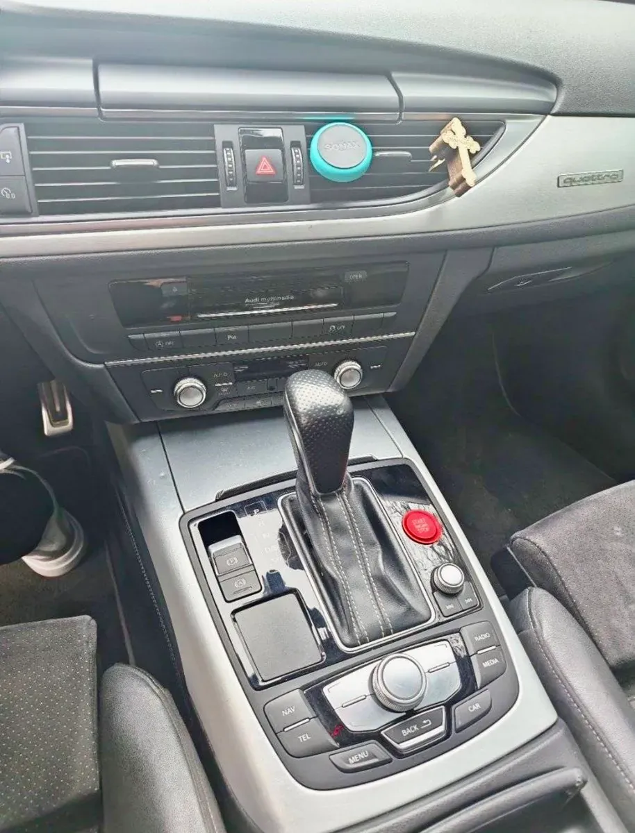 Audi A6 2015 photo 3