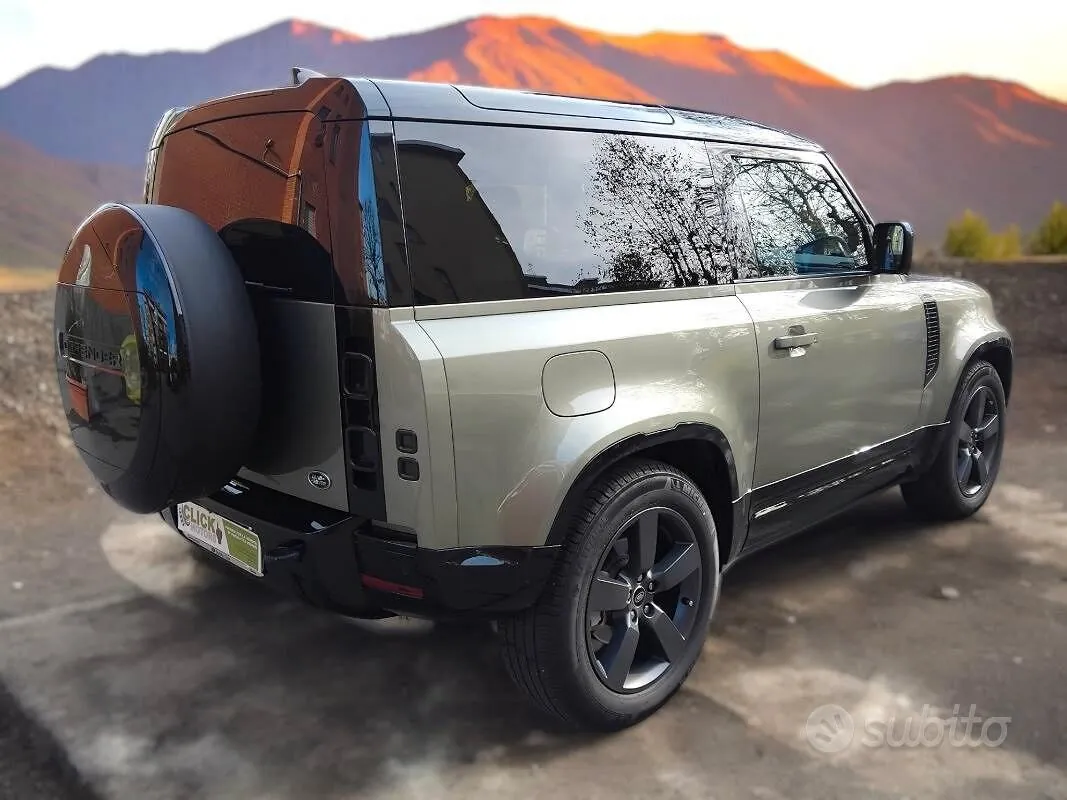 Land Rover Defender 90 2023 photo 5