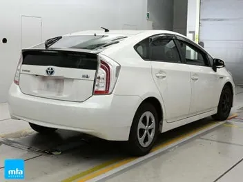 Toyota Prius 2016 photo 3