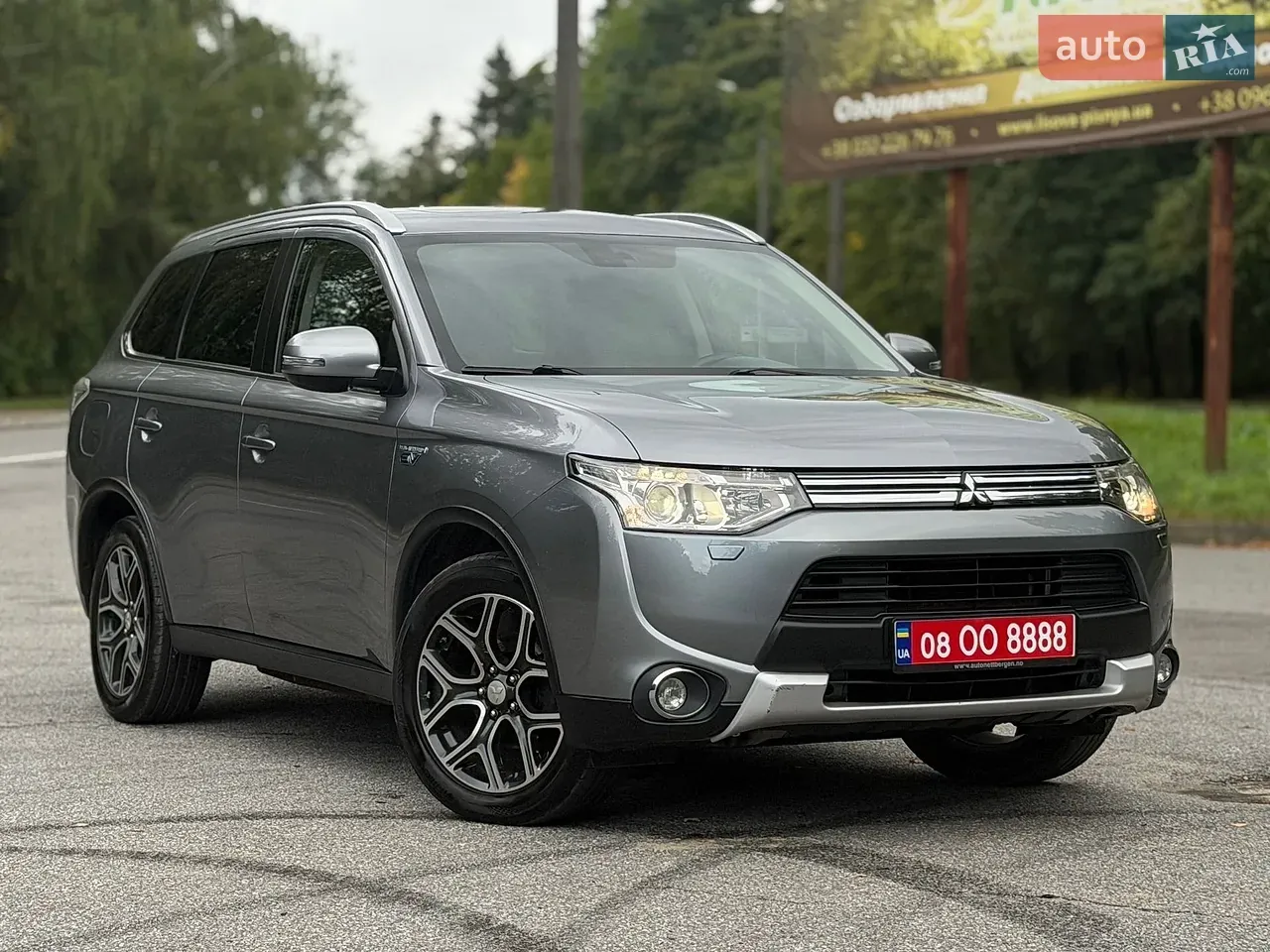 Mitsubishi Outlander 2015 photo 3