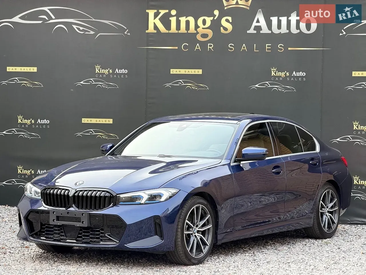 BMW 3 Series 2019 photo 3