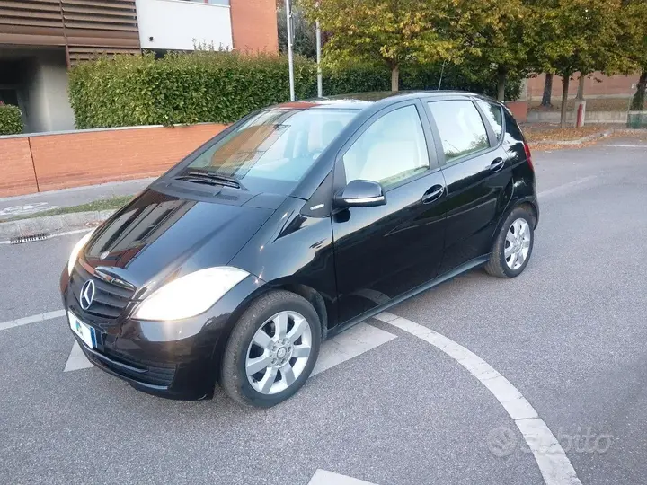 Mercedes-Benz A 160
