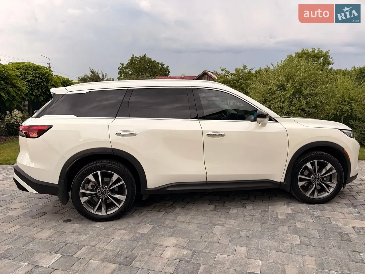 Infiniti Qx60 2022 photo 3